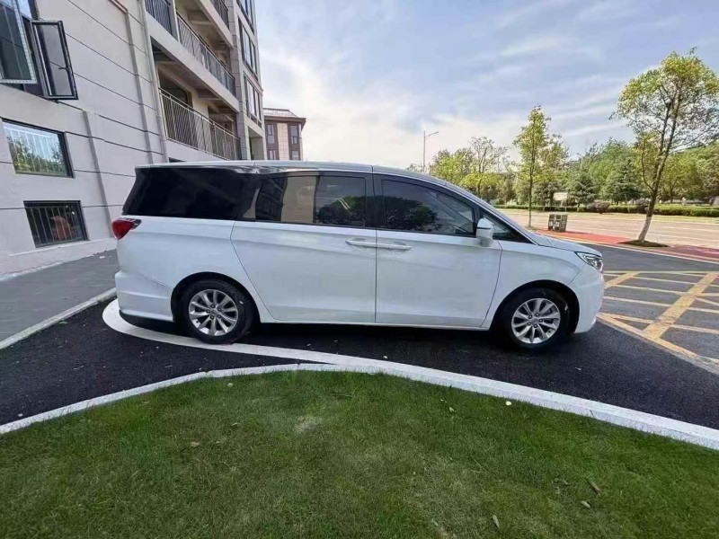 宜春19年别克GL88