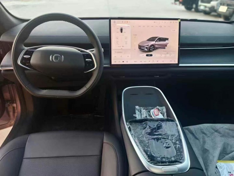 柳州25年長安汽車啟源4