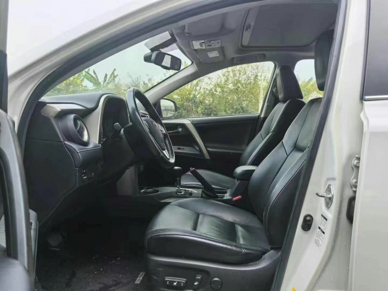 廣州15年豐田RAV47