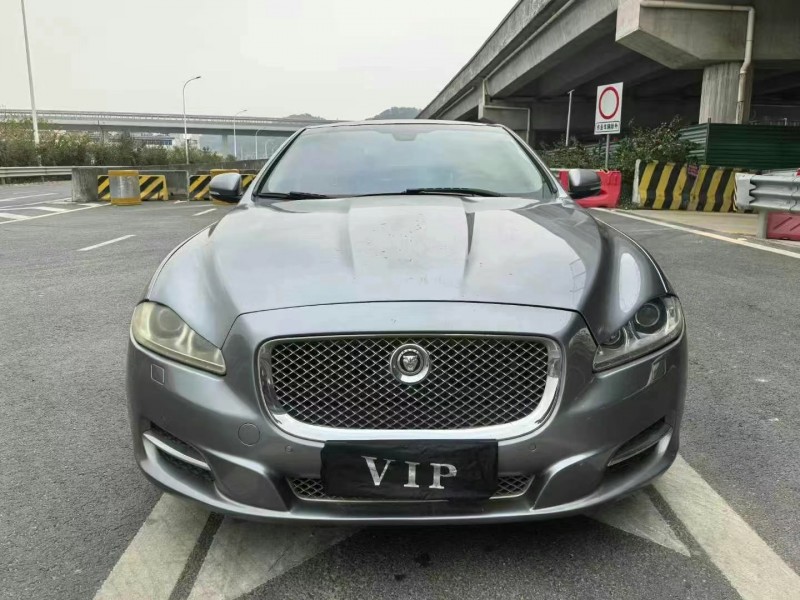 廣州13年捷豹XJL1