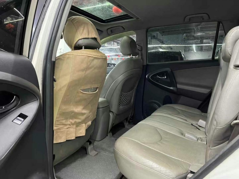 深圳10年豐田RAV4榮放6