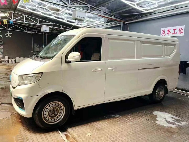 淄博24年長安汽車跨越星2