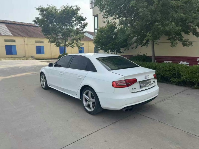 徐州15年奥迪A4L3