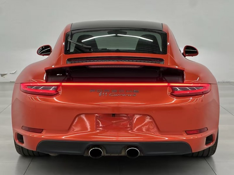 唐山17年保時捷9118