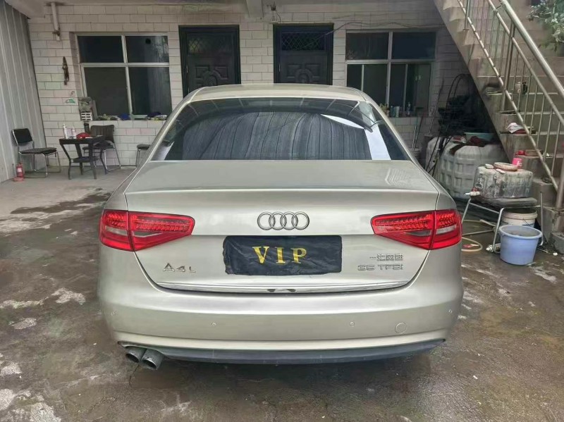 蘭州16年奧迪A4L8