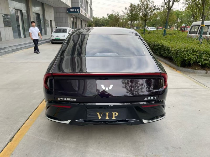 濟寧23年五菱汽車星光9