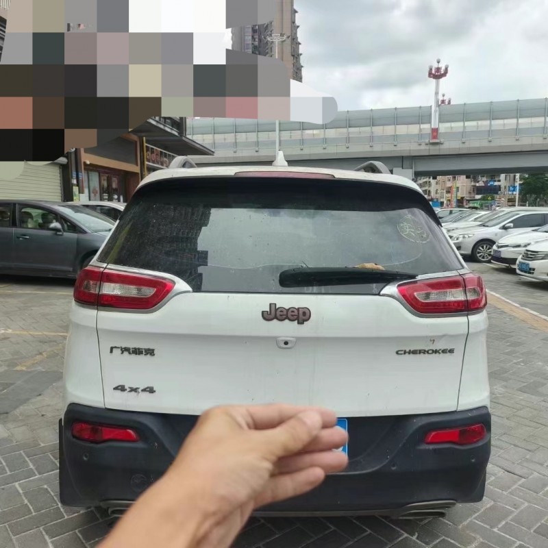 蘭州17年Jeep自由光9