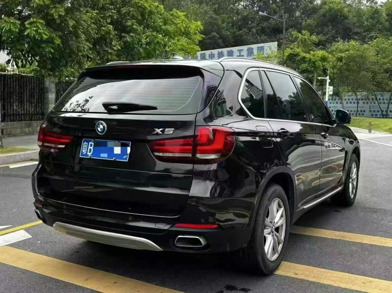廣州19年寶馬X57
