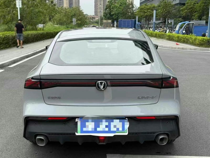 東莞23年長安汽車UNI9