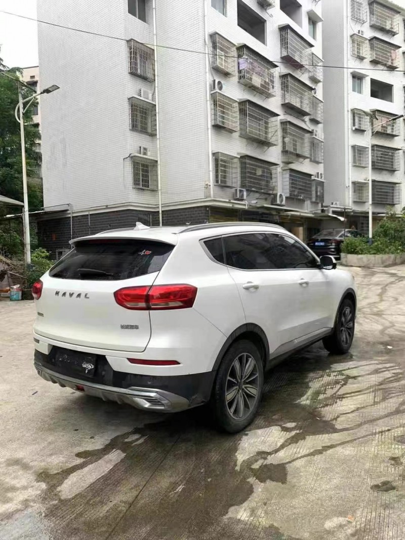 常德20年哈弗H68
