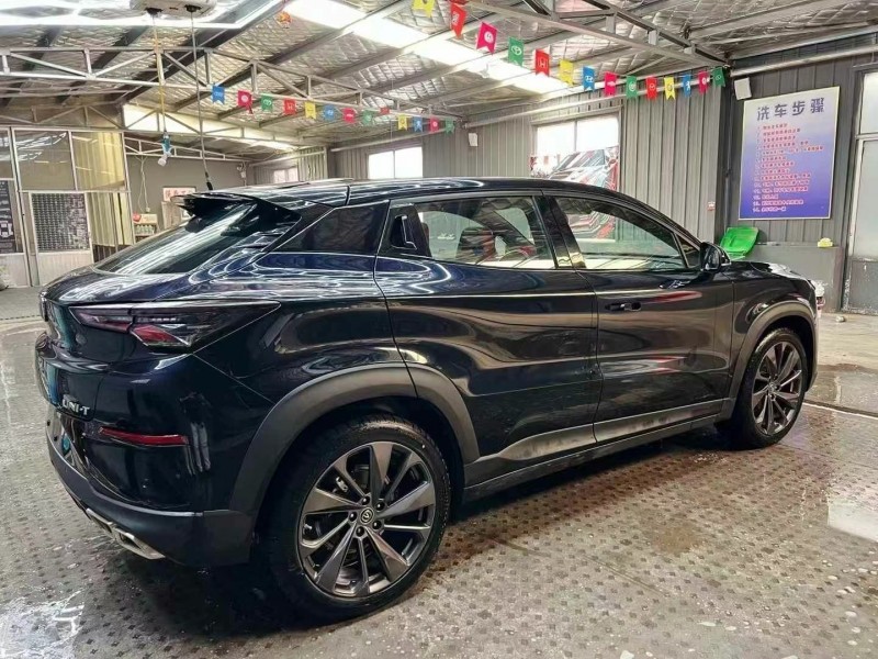 濟寧21年長安汽車UNI8