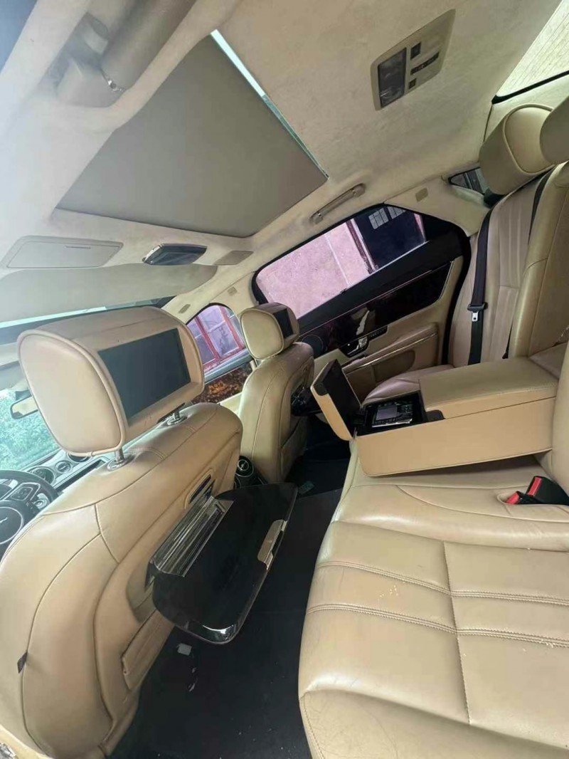 濟寧12年捷豹XJ6