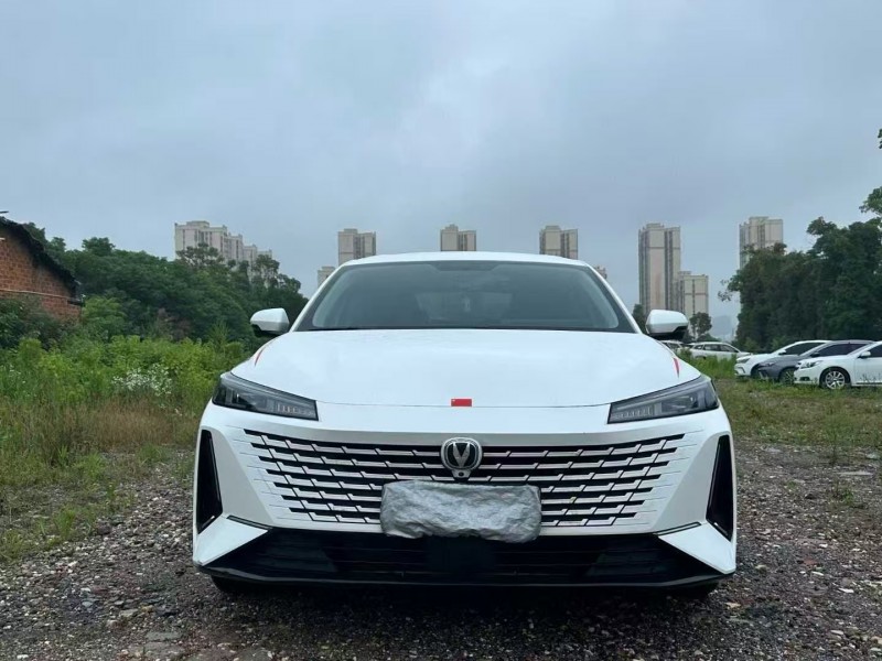 湘潭23年長安汽車逸達1