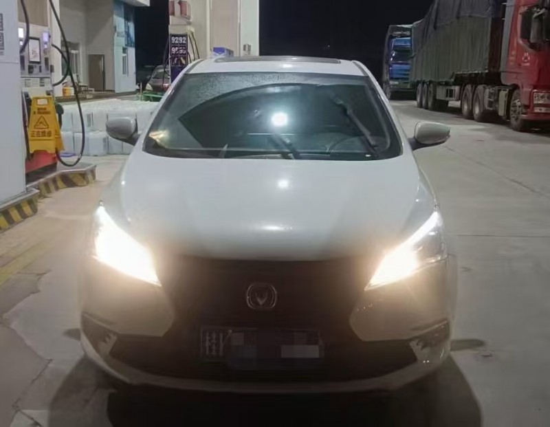 桂林22年長安汽車逸動1