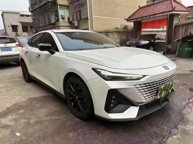 長沙23年長安汽車UNI2