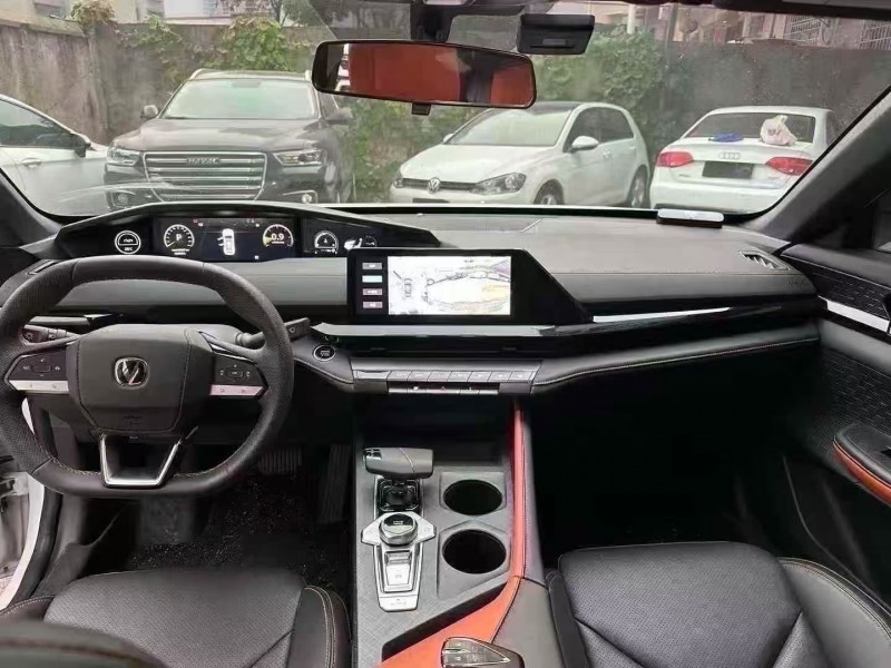 長沙23年長安汽車UNI4