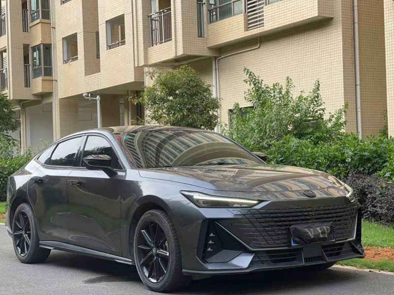東莞22年長安汽車UNI2
