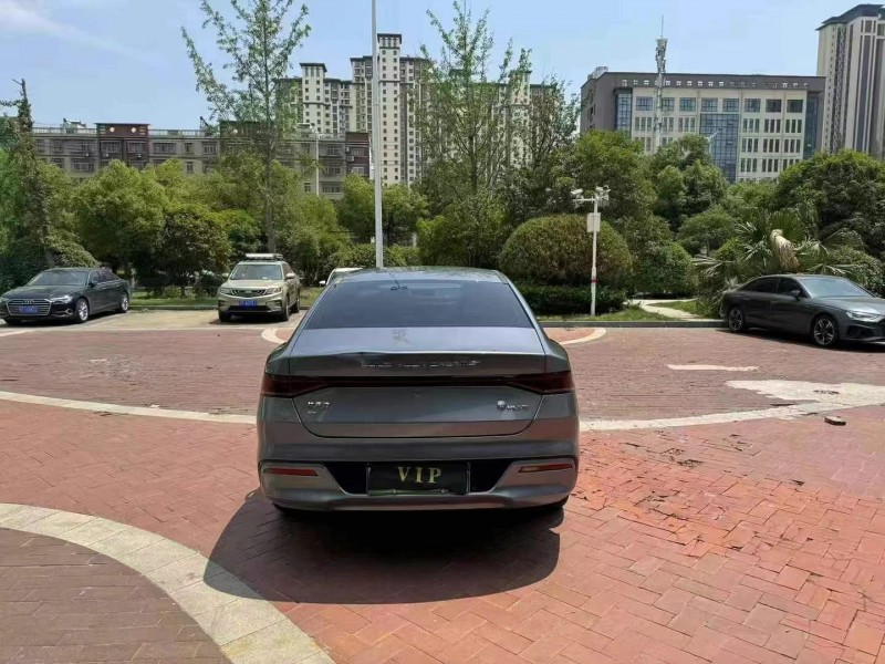 宜昌24年比亞迪秦9