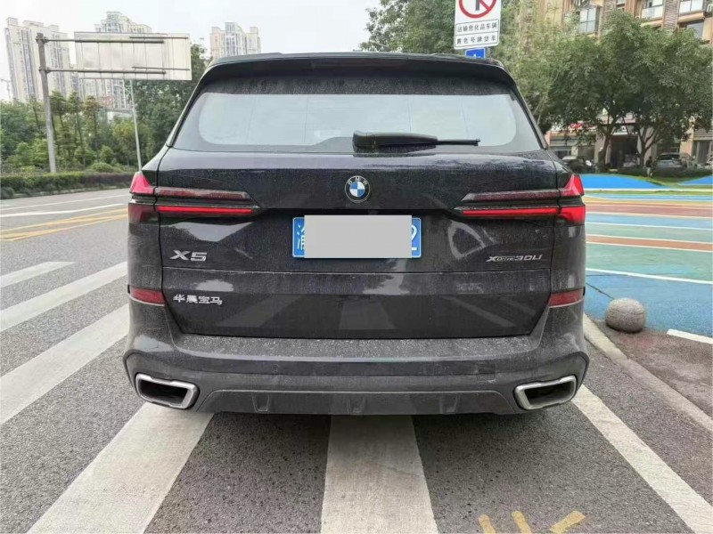 重慶24年寶馬X55