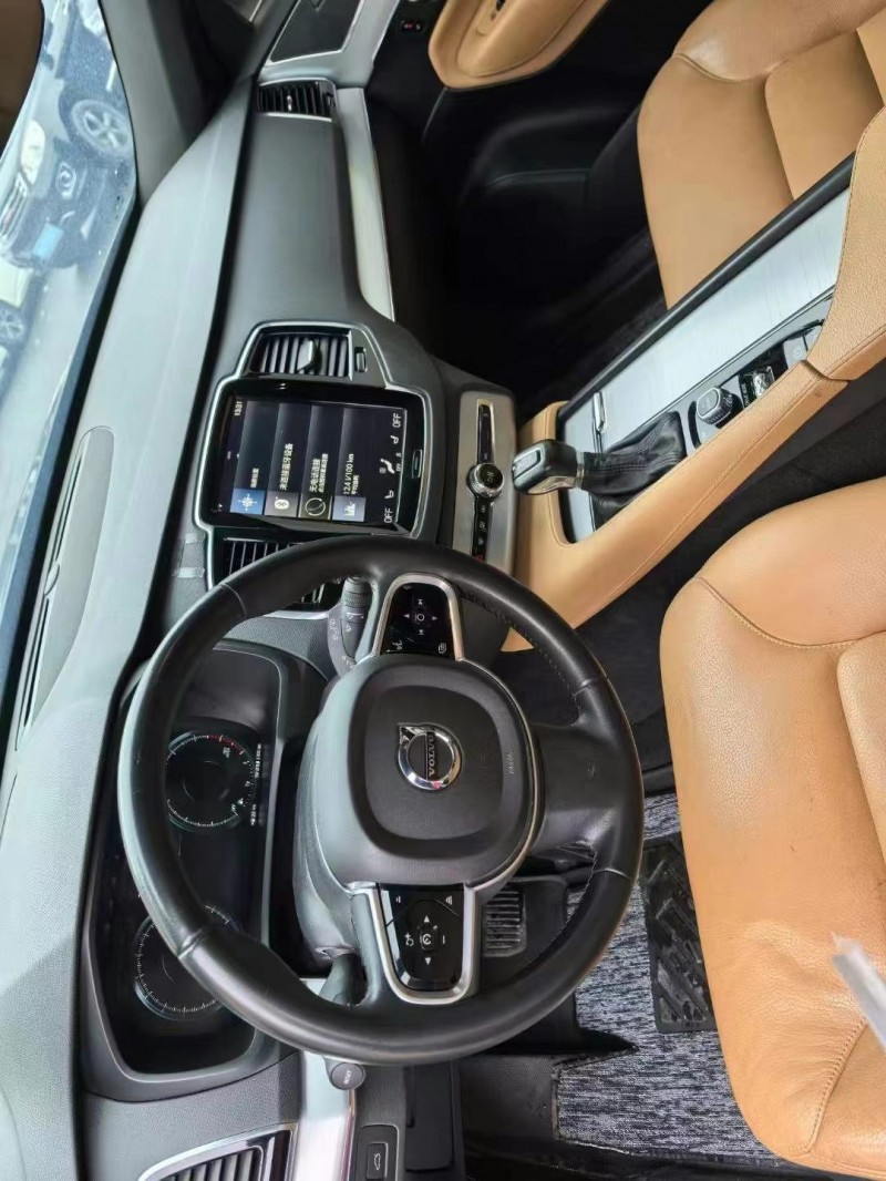 重慶17年沃爾沃XC904