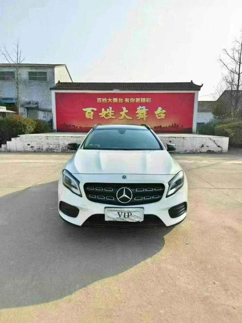 徐州19年奔馳GLA1