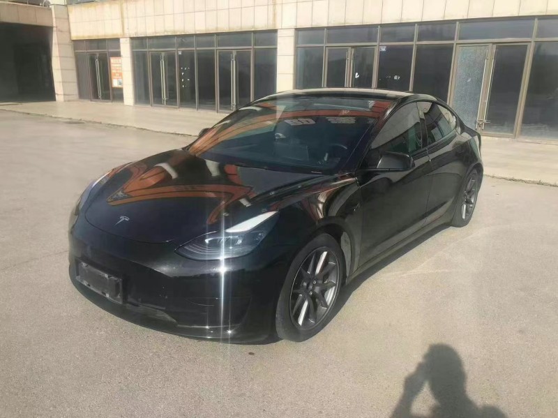 青島23年特斯拉MODEL 32