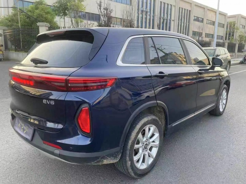 湘潭23年創維EV68