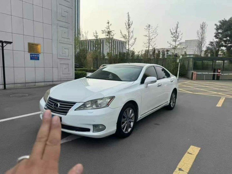 煙臺12年雷克薩斯ES2
