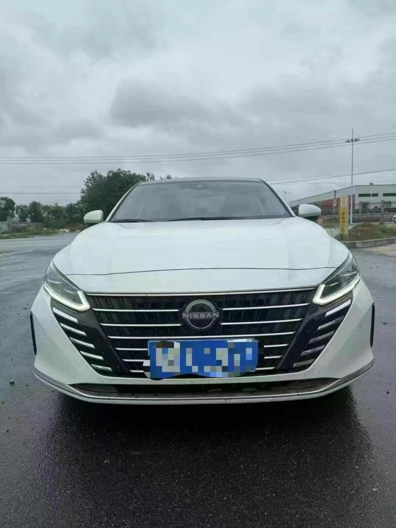 徐州23年日產天籟1