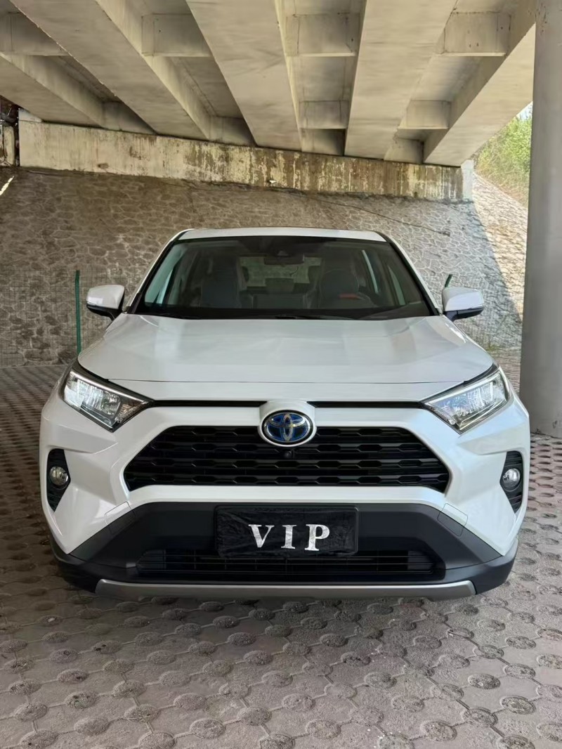松原22年豐田RAV4榮放1