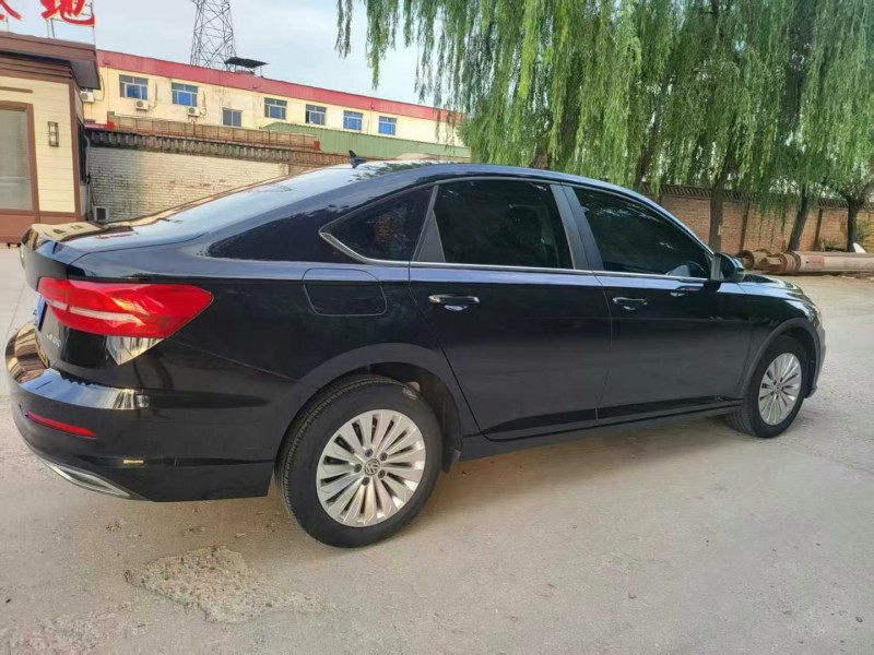 保定19年大众朗逸4