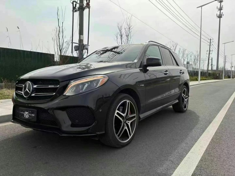 徐州19年奔驰GLE2