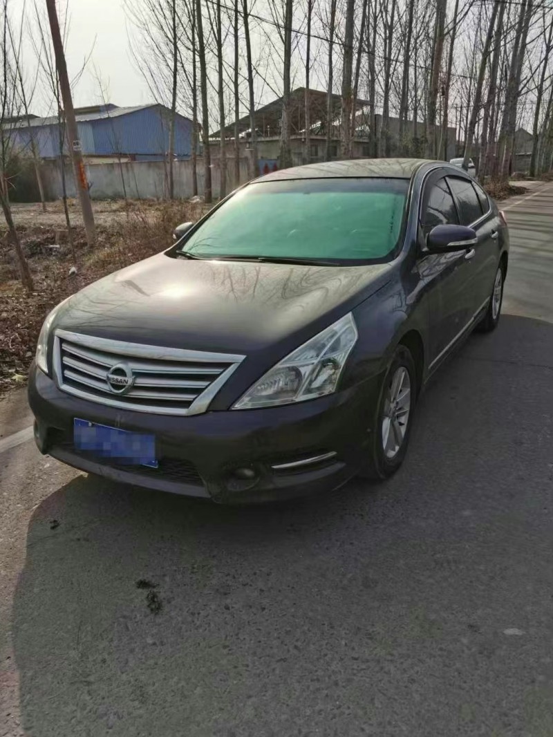臨沂12年日產天籟2