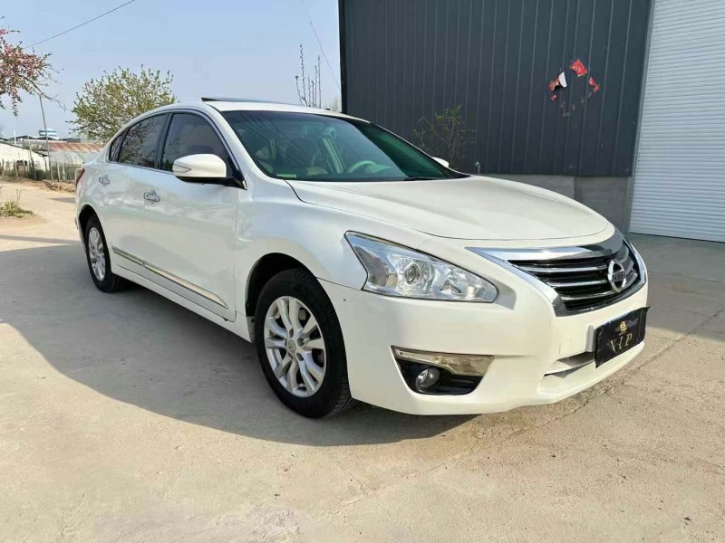 徐州15年日產天籟2