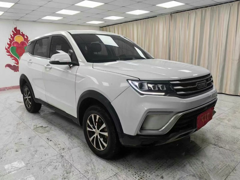 成都21年野馬汽車博駿5