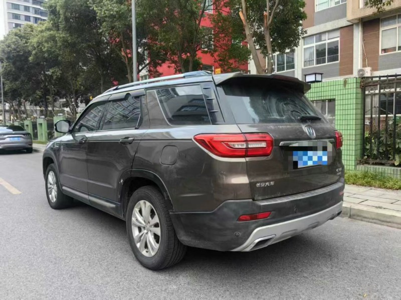 成都17年長安汽車CS958