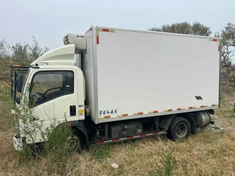 煙臺23年卡車系列重汽豪沃5