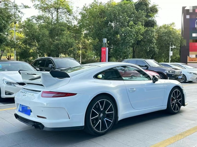 廣州15年保時捷9118