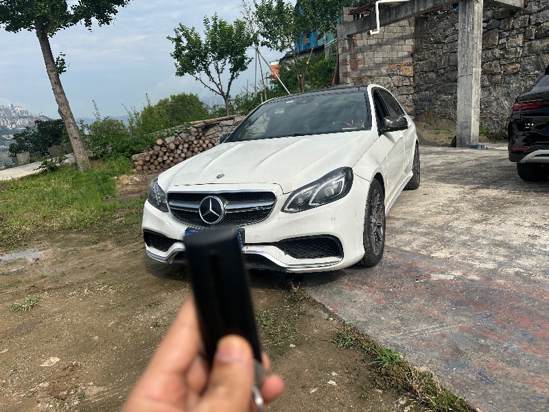 恩施14年奔馳E1