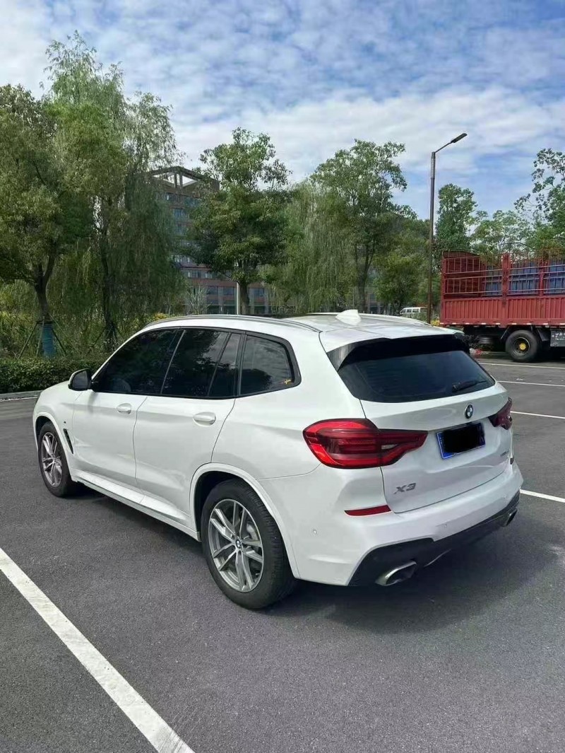 合肥19年寶馬X38