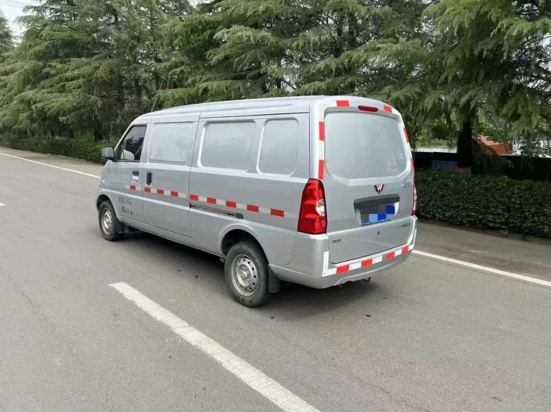 威海23年五菱汽車榮光8
