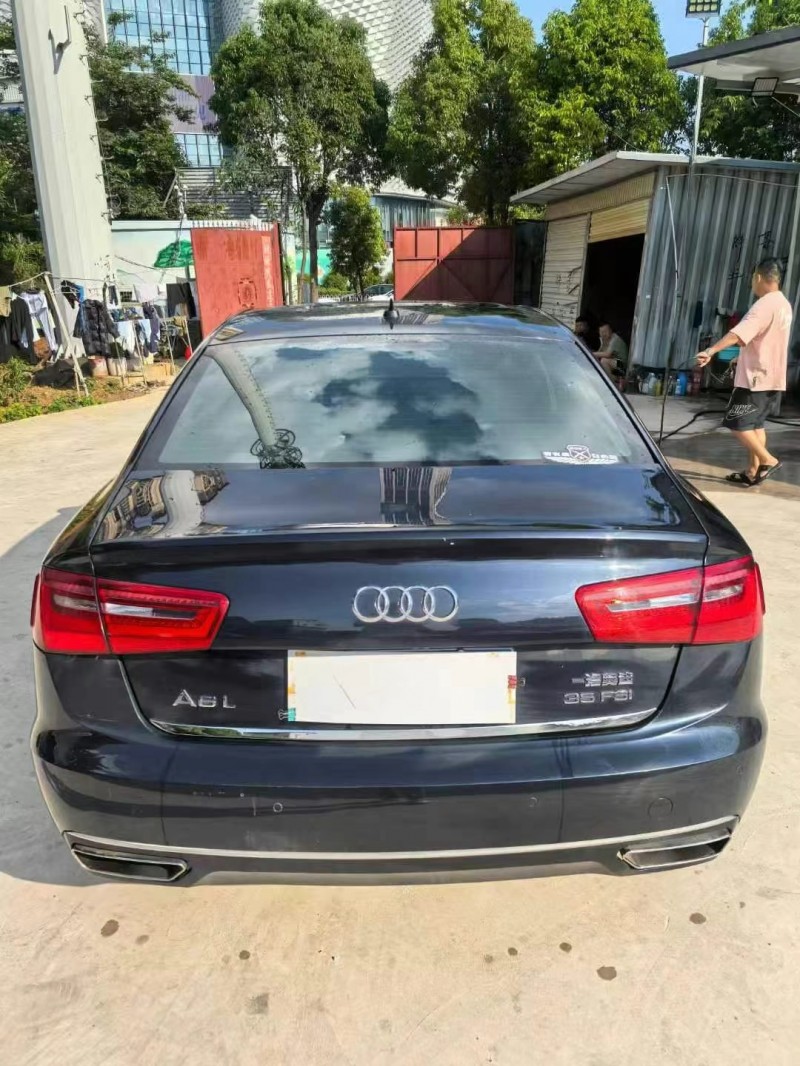 昆明12年奧迪A6L9