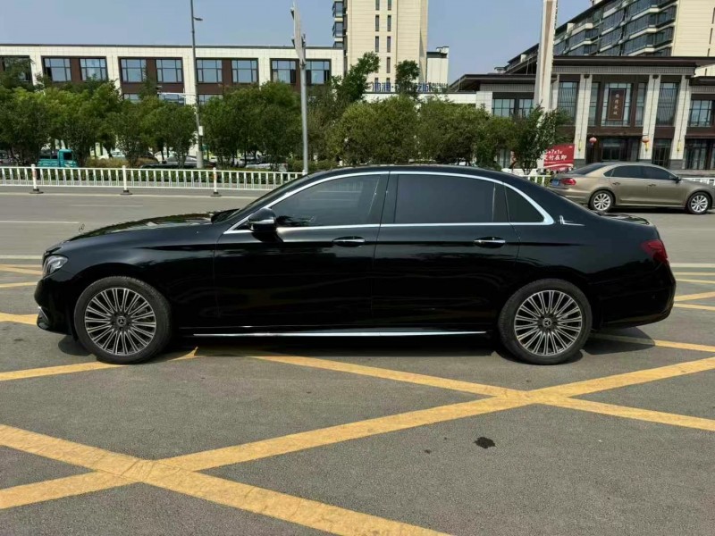 济宁18年奔驰E7