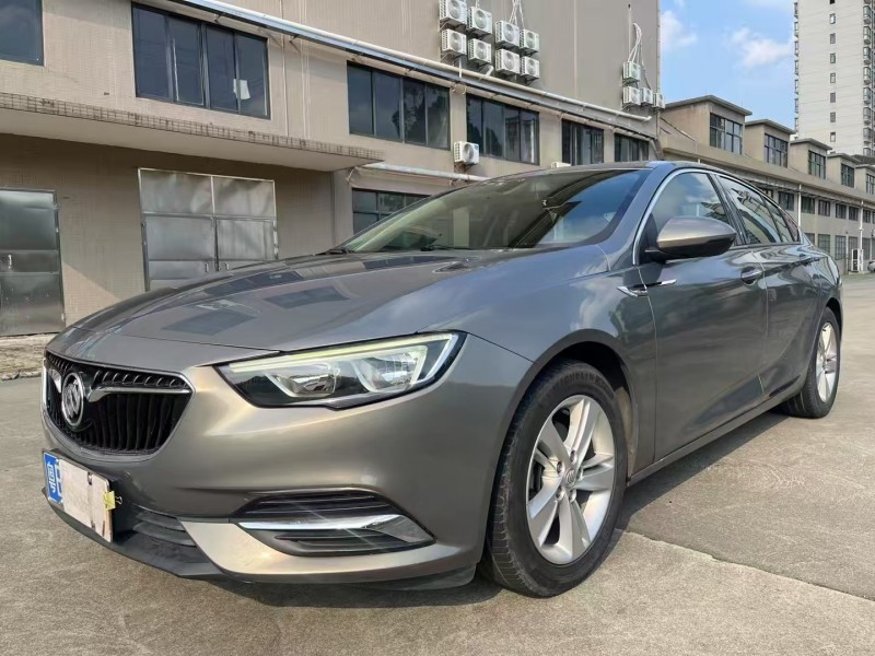 江门17年别克君威2