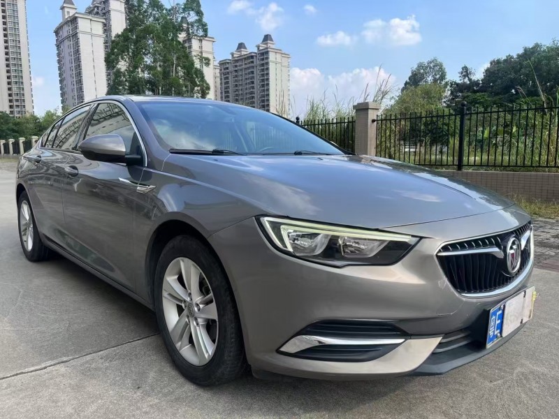 江门17年别克君威3