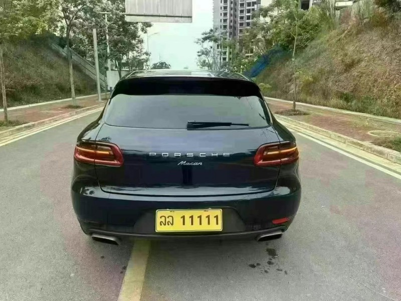 南寧18年保時捷Macan9