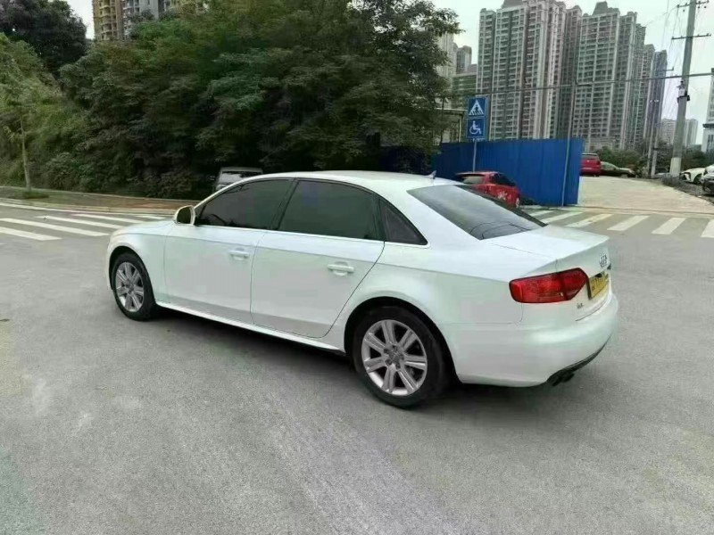 南寧12年奧迪A4L6