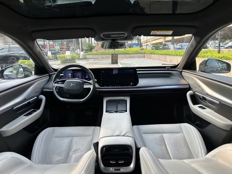 東莞23年小鵬汽車p74