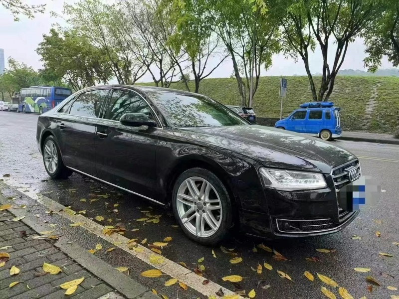 重慶17年奧迪A8L2