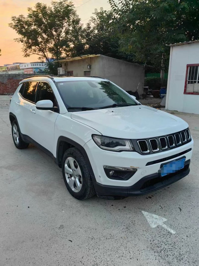 許昌19年Jeep指南者2